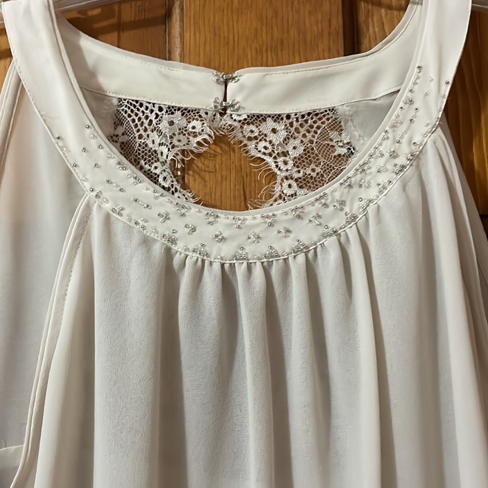WHBM Cream Lace Top - Picture 3 of 11